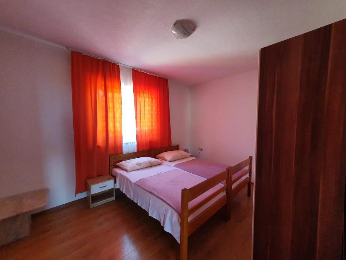 קוסטרנה Apartments Topalovic מראה חיצוני תמונה