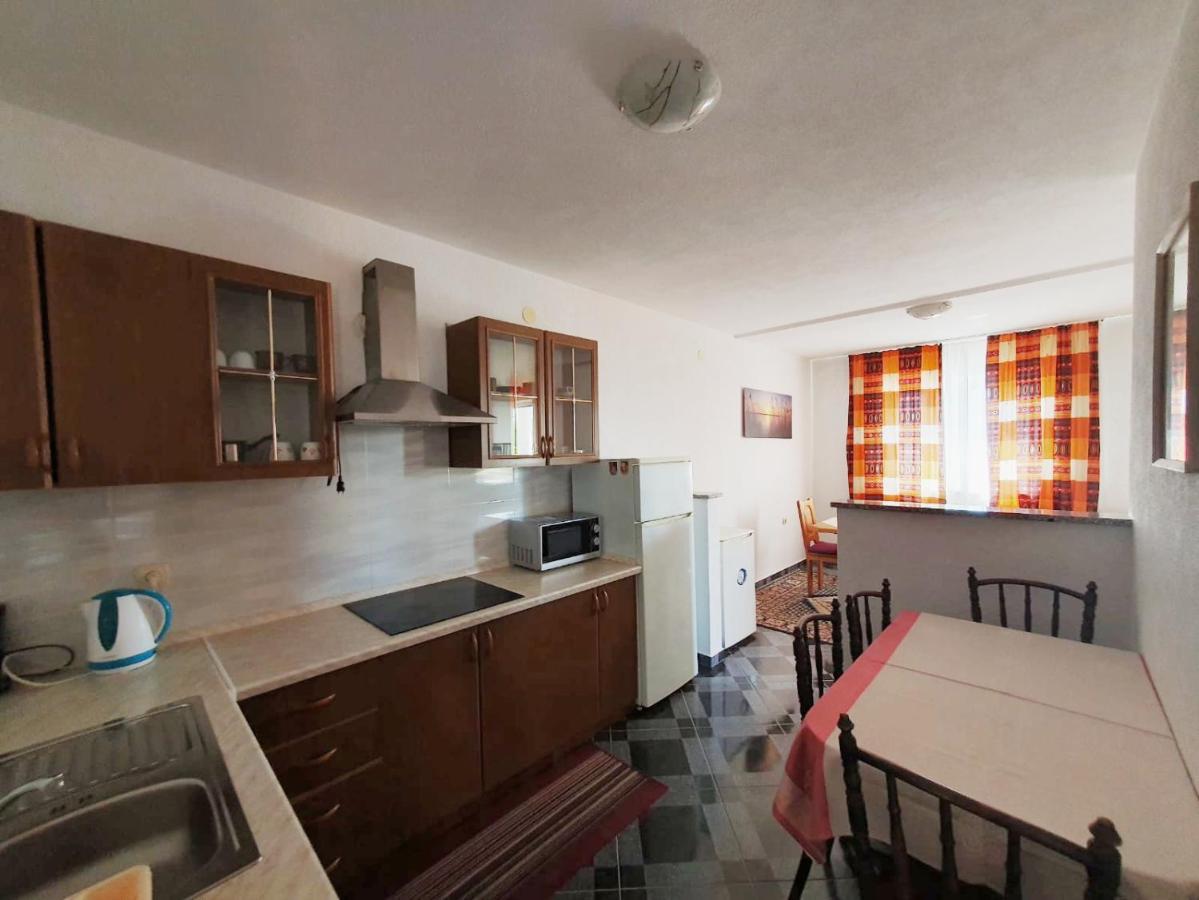 קוסטרנה Apartments Topalovic מראה חיצוני תמונה